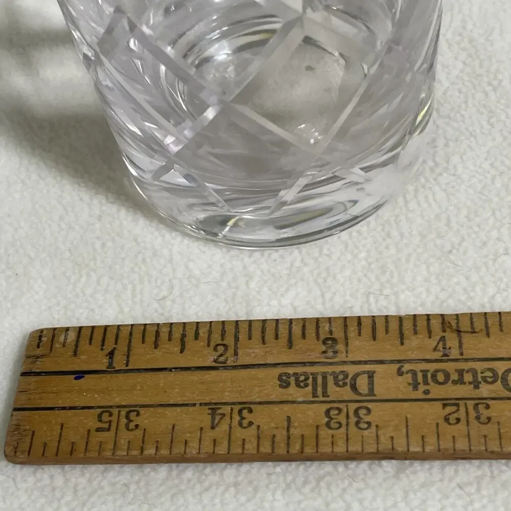 Diamond Cut Mixing Beaker 20-1/2 Oz